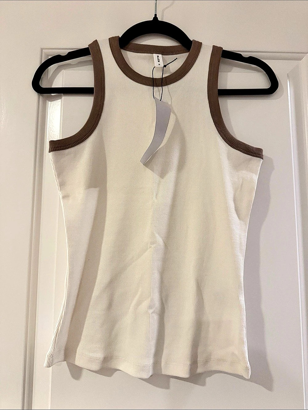 KOTN Women's Racer Tank Ribbed Contrast Trim Tank Top Size Medium